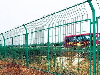 公路护栏网 - 河北振兴金源丝网集团图片3
