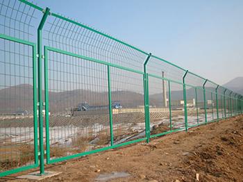 框架护栏网 - 河北振兴金源丝网集团图片2