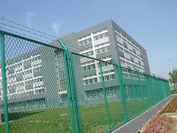 围墙护栏网 - 河北振兴金源丝网集团图片2