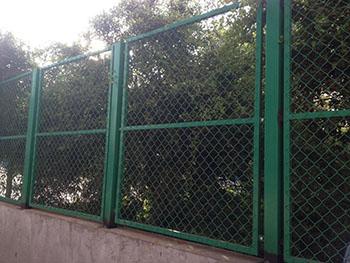 勾花护栏网 - 河北振兴金源丝网集团图片4